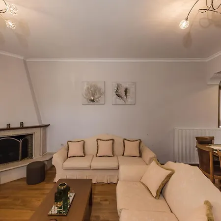 فيلة Paris Family Villa!