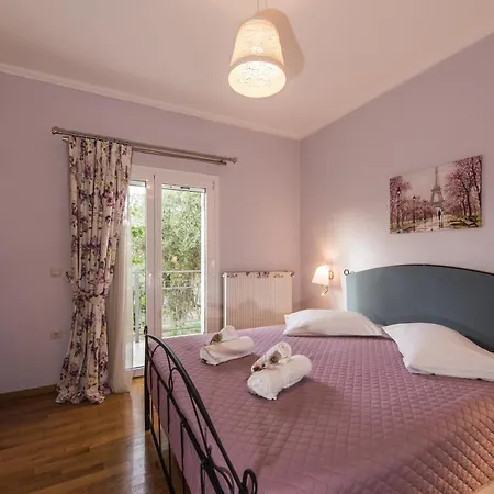فيلة Paris Family Villa! *