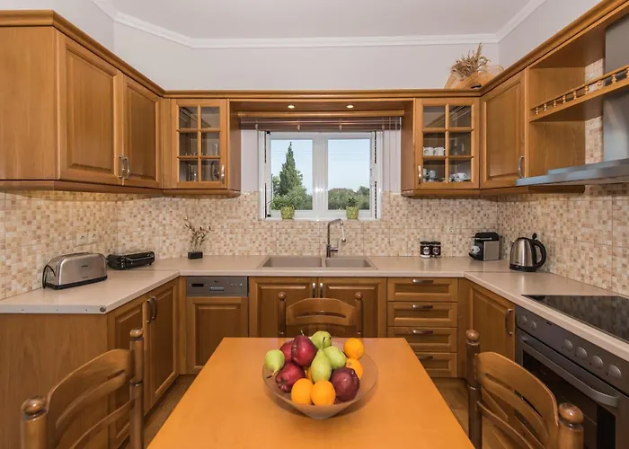 Paris Family Villa! Makhairadhon
