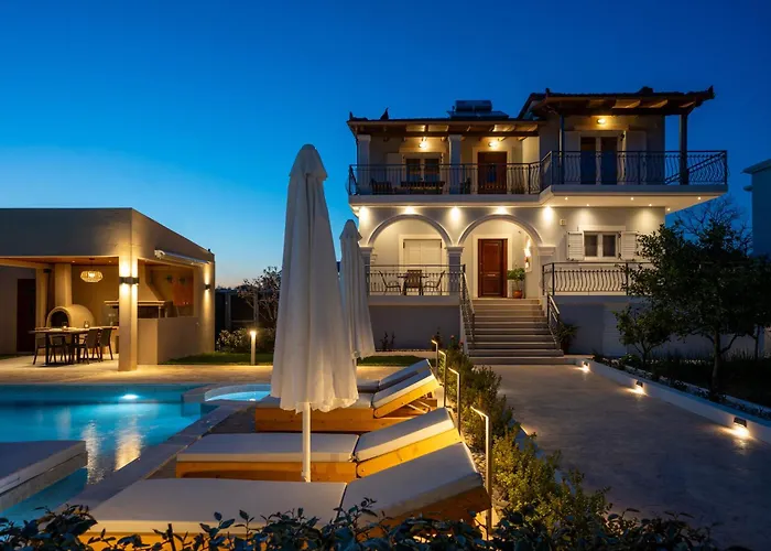 Paris Family Villa! Makhairadhon