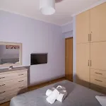 Paris Family Villa! *