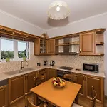 Paris Family Villa! Villa *